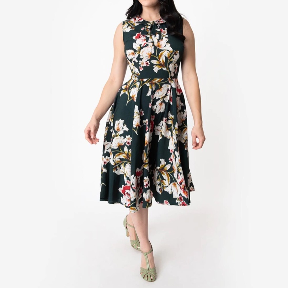 Unique Vintage 1940s Hunter Green & Pink Floral Olson Swing Dress